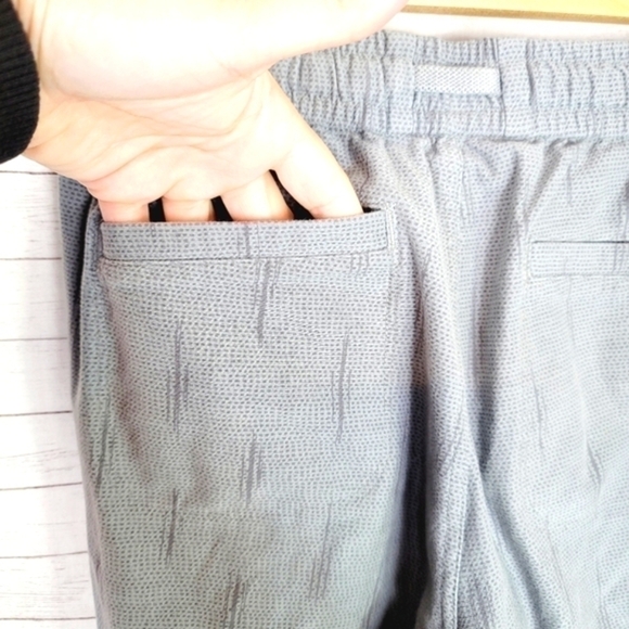 ATHLETA FARALLON PRINTED JOGGERS, SZ 0 - Picture 8 of 10